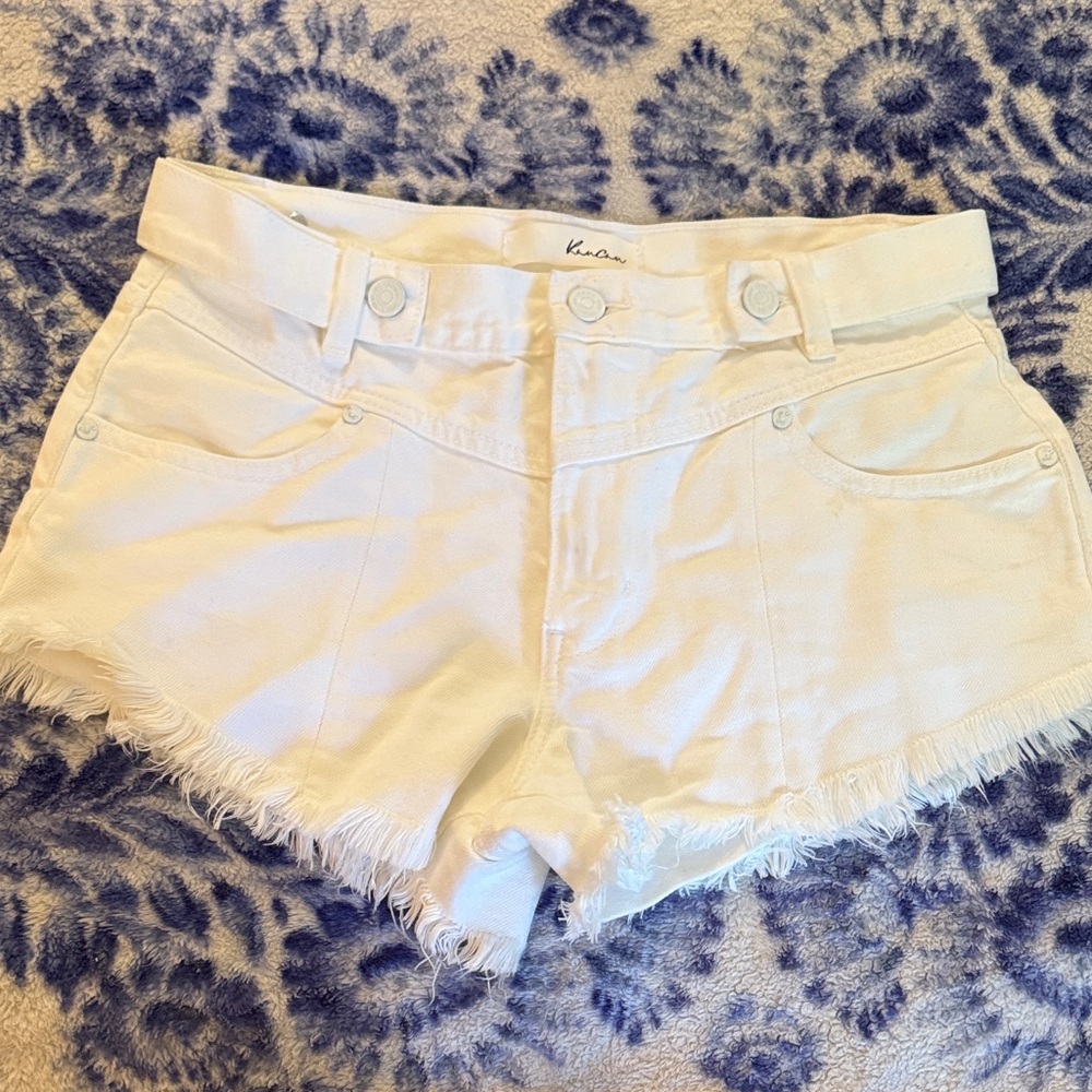 KanCan White Frayed Hem Jean Shorts